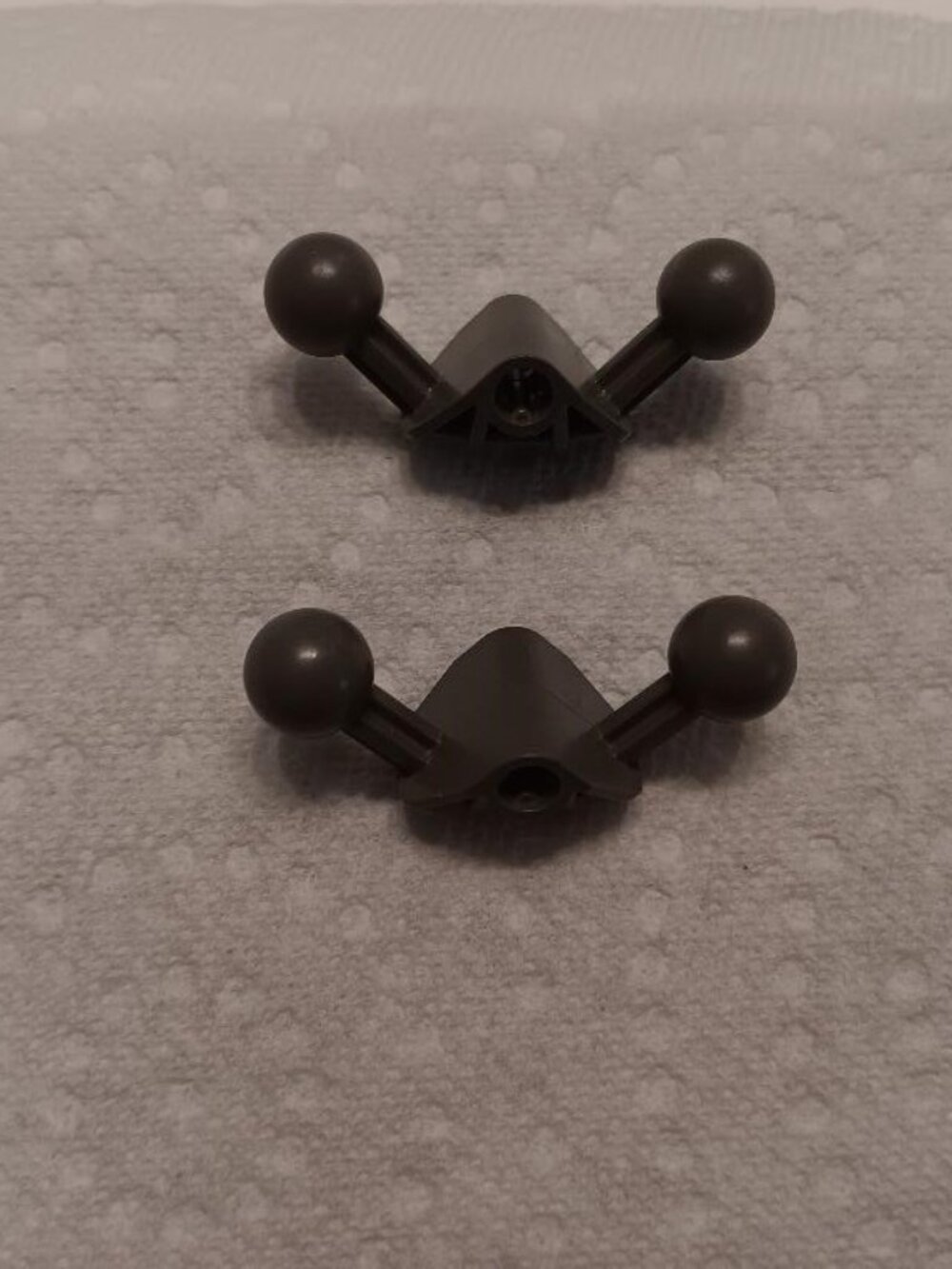 2 Pcs Lego Technic Bionicle Leg Ball Joint w Axle Hole Gray Part #41670